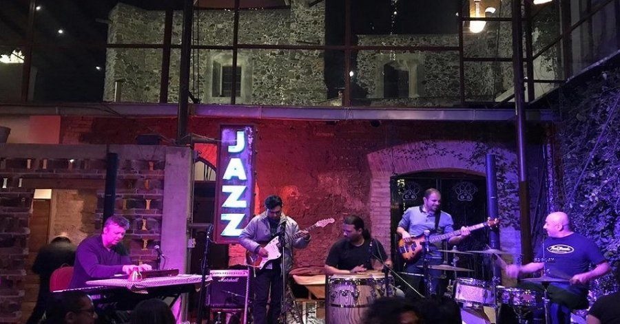 Jazzatlán Club de Jazz y Brewpub es lo que le hacía falta a tu vida