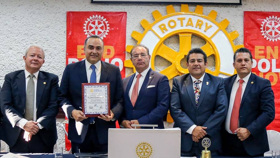 Imparte Auditor Superior del Estado conferencia al Club Rotario Puebla  Industrial